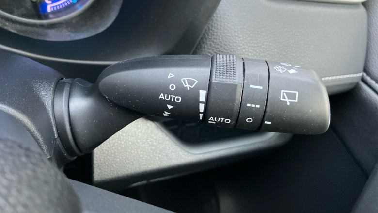 Toyota RAV4 2.5 VVT-i Hybrid Design 5dr CVT 2WD Hybrid Estate